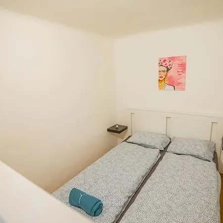 2 Bedroom Flat In The Dob Street, Venus * Budapest