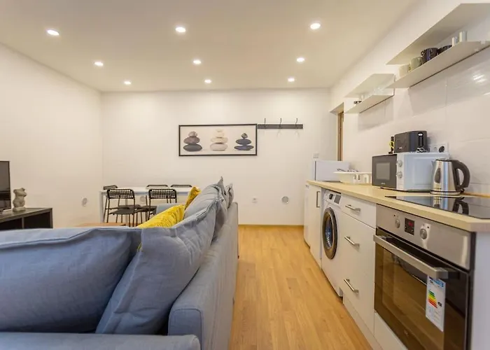 Appartamento 2 Bedroom Flat In The Dob Street, Venus *
